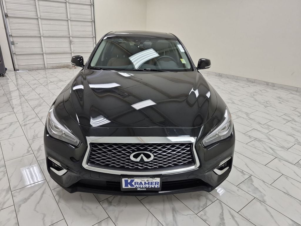 2023 INFINITI Q50 LUXE