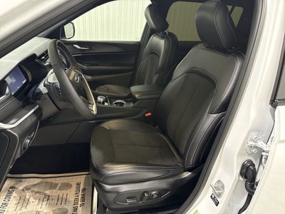 2025 Jeep Grand Cherokee L Altitude X 4x2