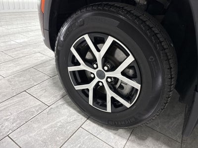 2025 Jeep Grand Cherokee L Limited 4x2