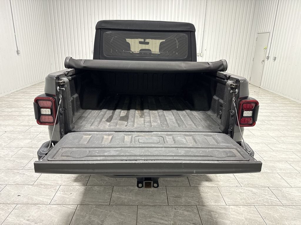 2020 Jeep Gladiator Overland 4x4