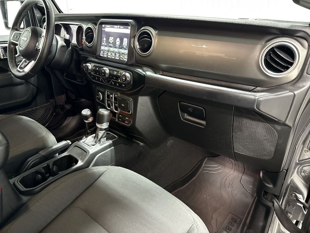 2020 Jeep Gladiator Overland 4x4