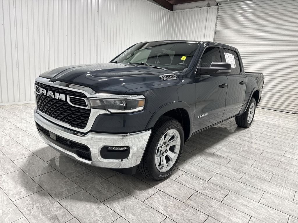 2025 RAM 1500 Lone Star Crew Cab 4x4 5'7' Box