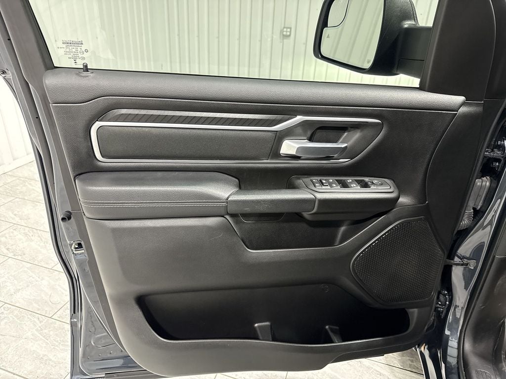 2025 RAM 1500 Lone Star Crew Cab 4x4 5'7' Box