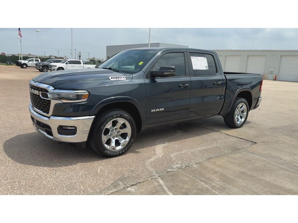 2025 RAM 1500 Lone Star Crew Cab 4x4 5'7' Box