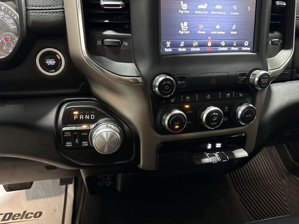 2021 RAM 1500 Laramie Crew Cab 4x4 5'7' Box