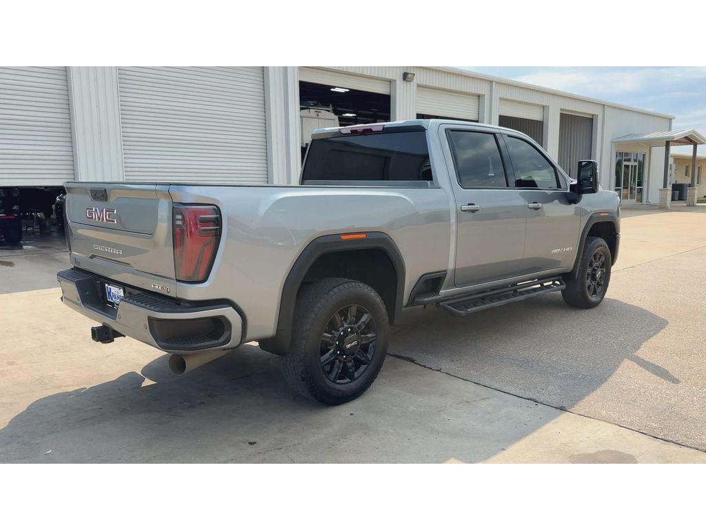 2025 GMC Sierra 2500HD AT4