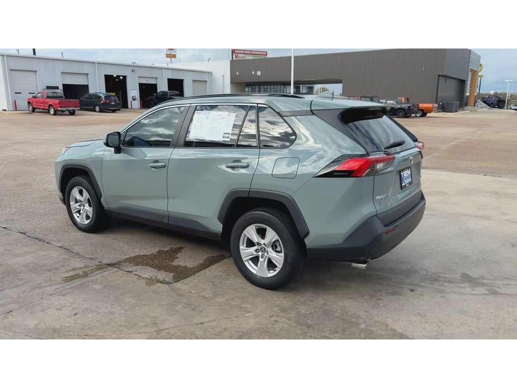 2020 Toyota RAV4 XLE