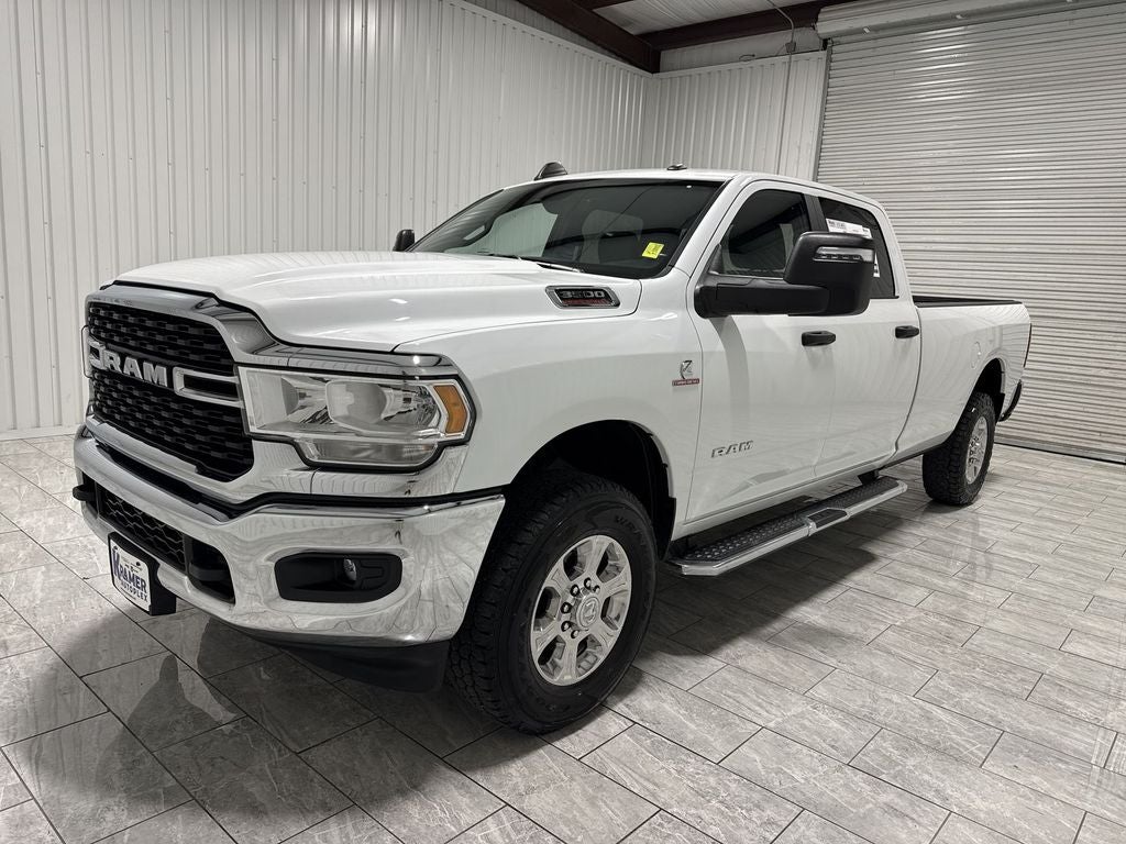 2024 RAM 3500 Big Horn Crew Cab 4x4 8' Box