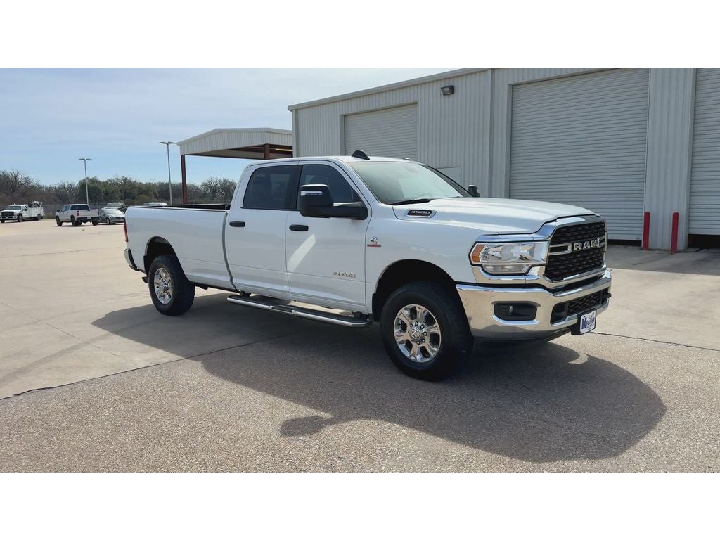 2024 RAM 3500 Big Horn Crew Cab 4x4 8' Box