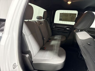 2024 RAM 3500 Big Horn Crew Cab 4x4 8' Box