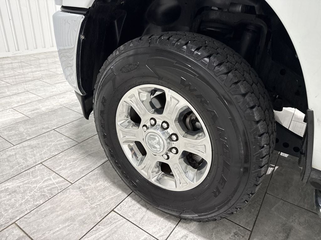 2024 RAM 3500 Big Horn Crew Cab 4x4 8' Box