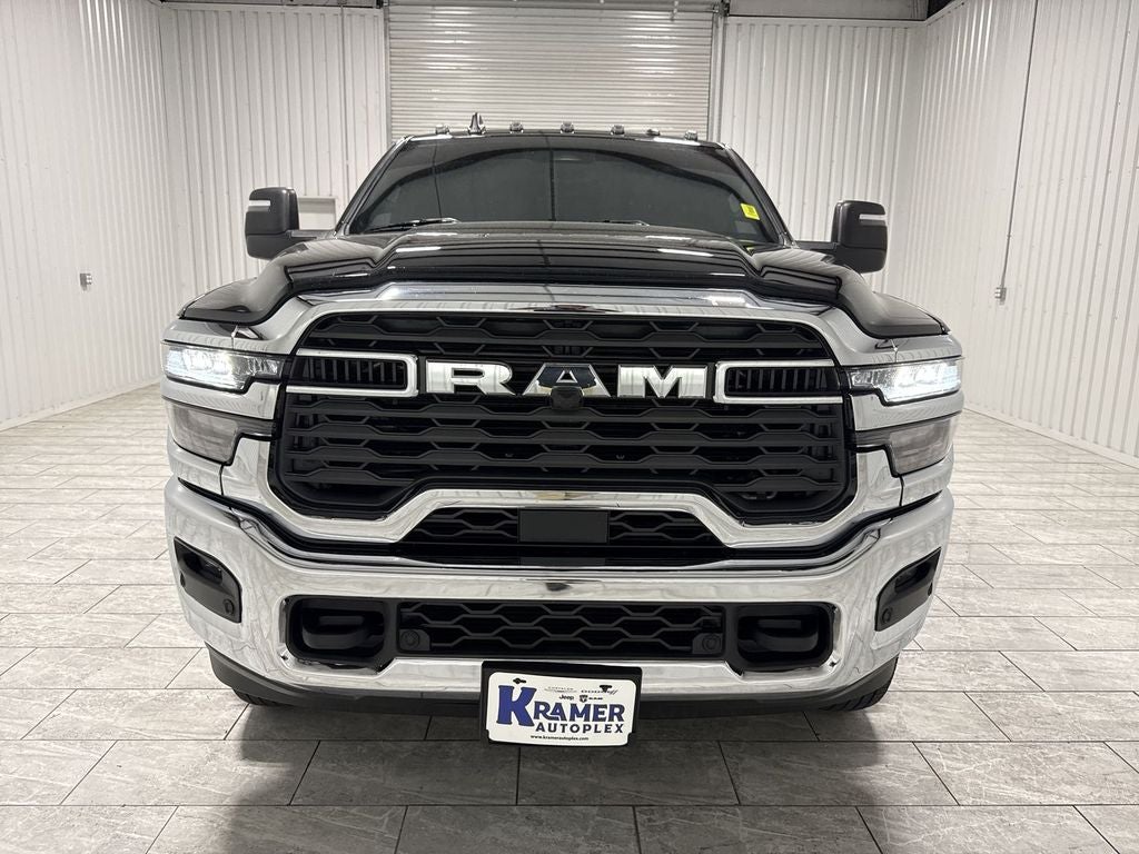 2025 RAM 3500 Tradesman Crew Cab 4x4 8' Box
