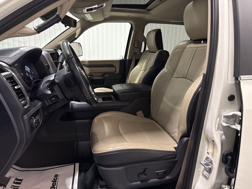 2021 RAM 3500 Limited Crew Cab 4x4 8' Box