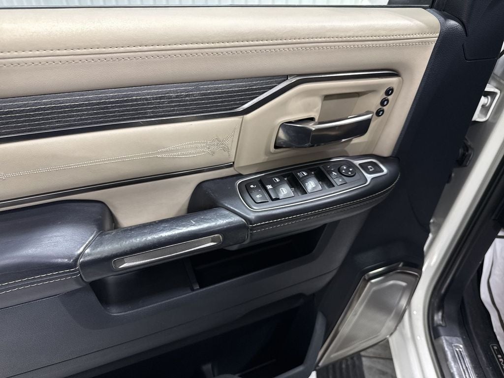 2021 RAM 3500 Limited Crew Cab 4x4 8' Box