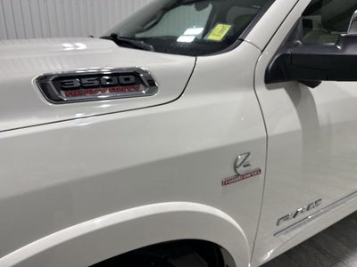 2021 RAM 3500 Limited Crew Cab 4x4 8' Box