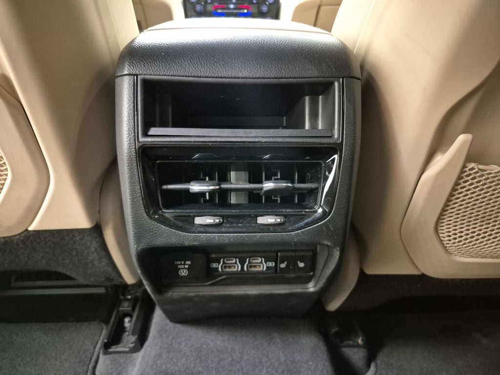 2023 Jeep Grand Cherokee Limited 4x2