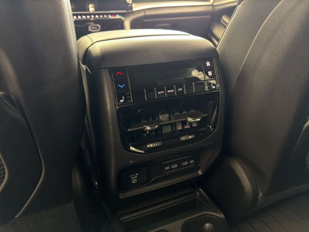 2026 Jeep Grand Cherokee L Limited 4x2