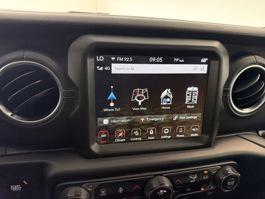 2022 Jeep Gladiator Overland