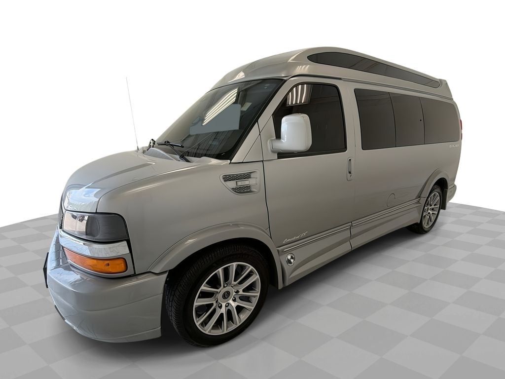 2021 Chevrolet Express Passenger 2500 1LS