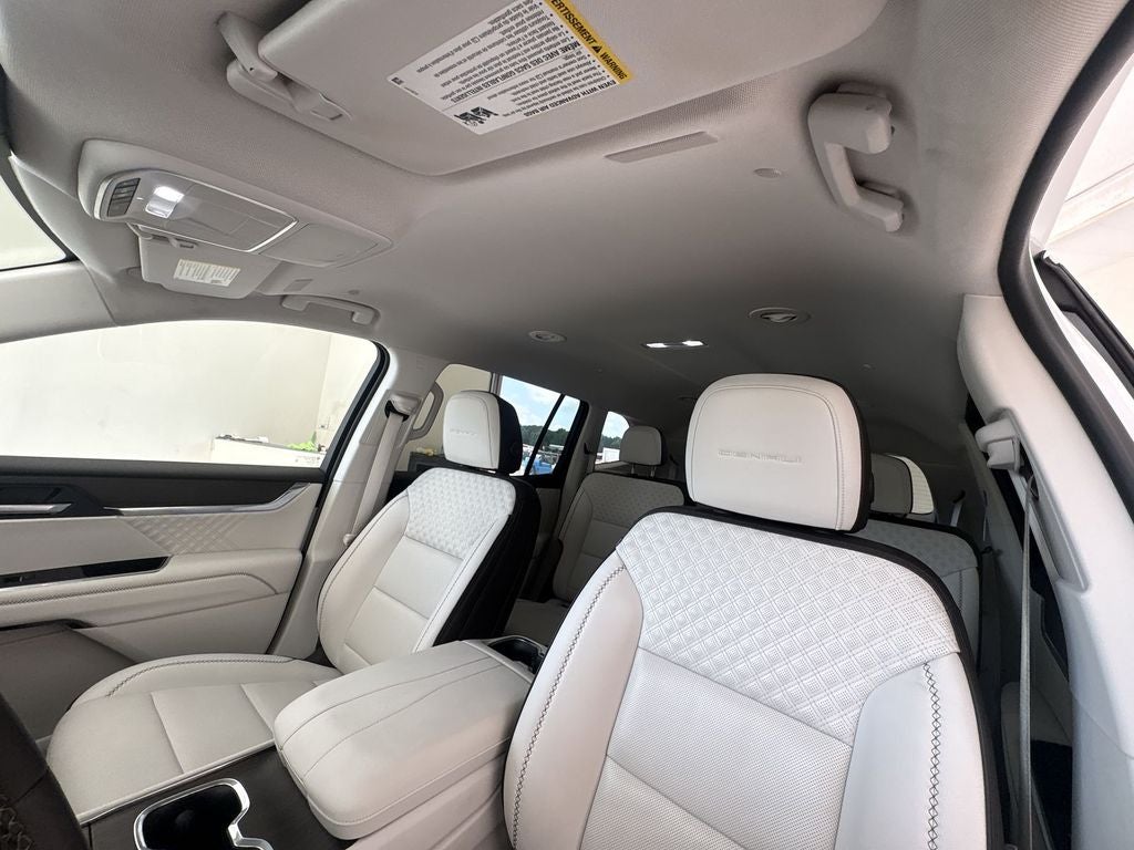 2025 GMC Acadia Denali