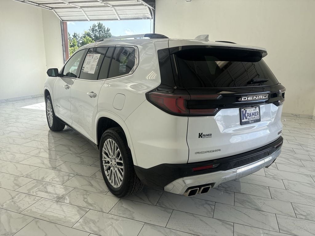 2025 GMC Acadia Denali