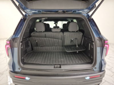 2024 Chevrolet Traverse LS