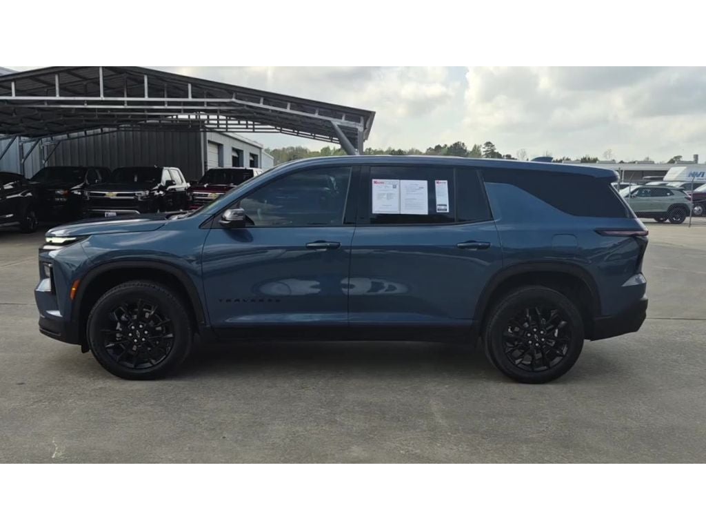 2024 Chevrolet Traverse LS
