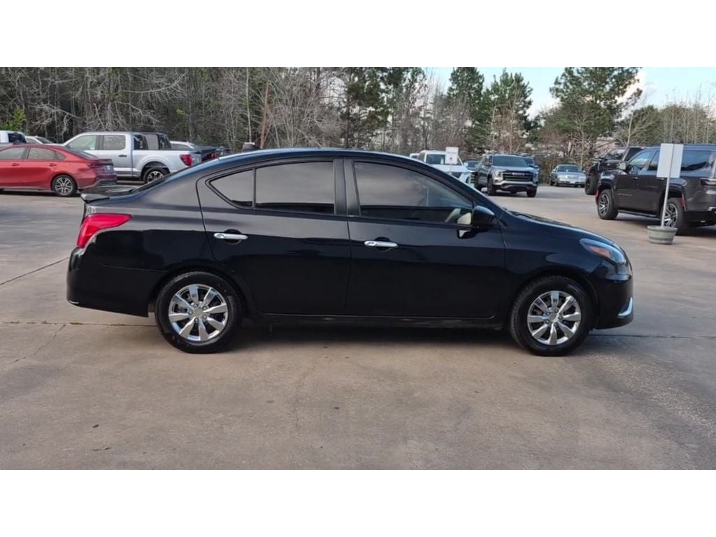 2017 Nissan Versa 1.6 S