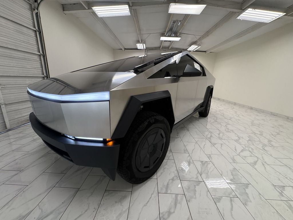 2025 Tesla Cybertruck All-Wheel Drive