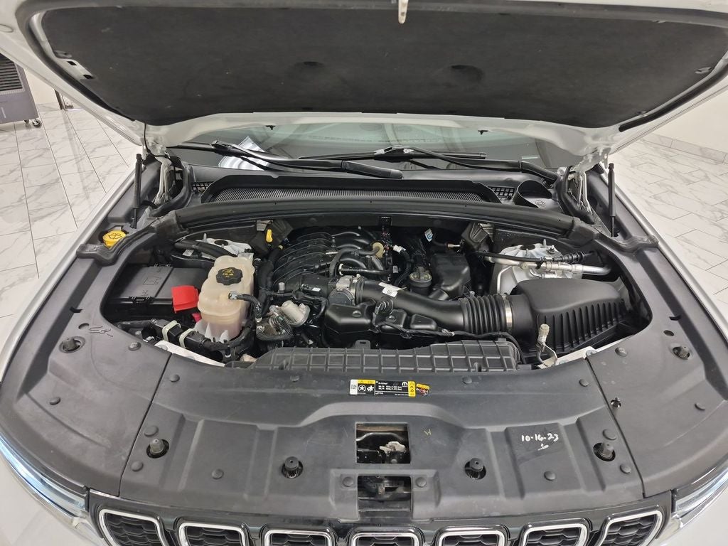 2023 Jeep Grand Cherokee Limited 4x2