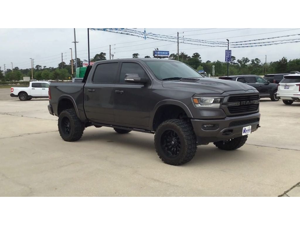 2019 RAM 1500 Laramie Crew Cab 4x4 5'7" Box