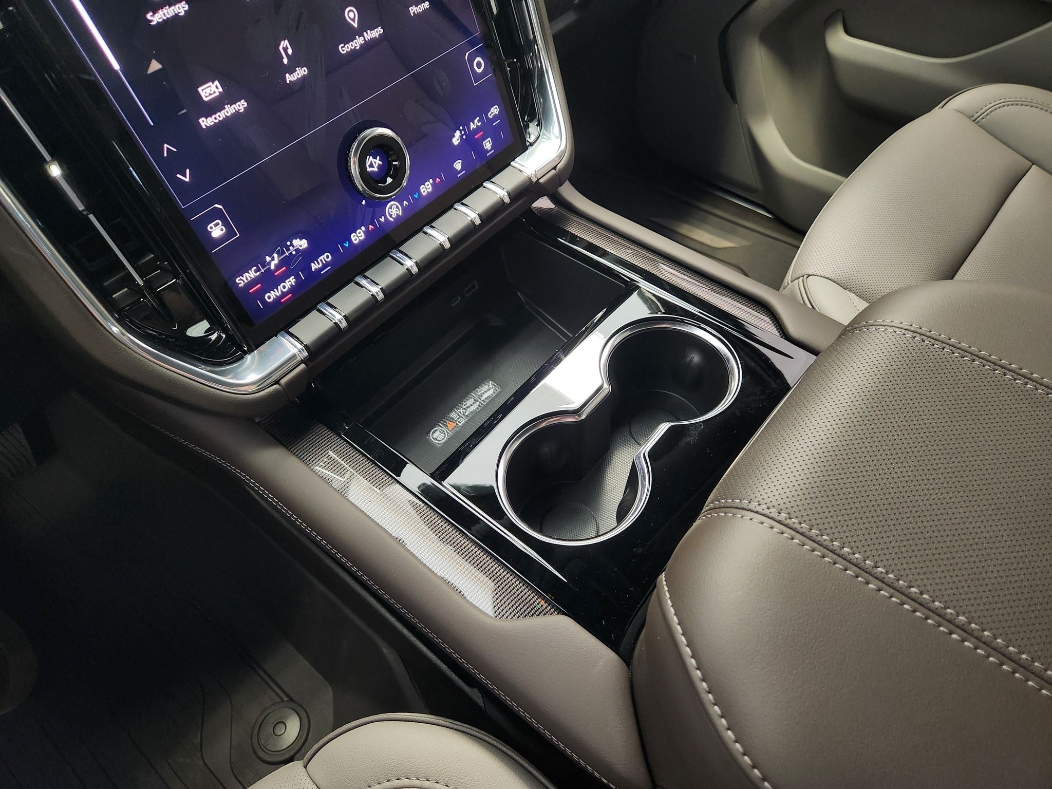 2027 GMC Yukon Elevation
