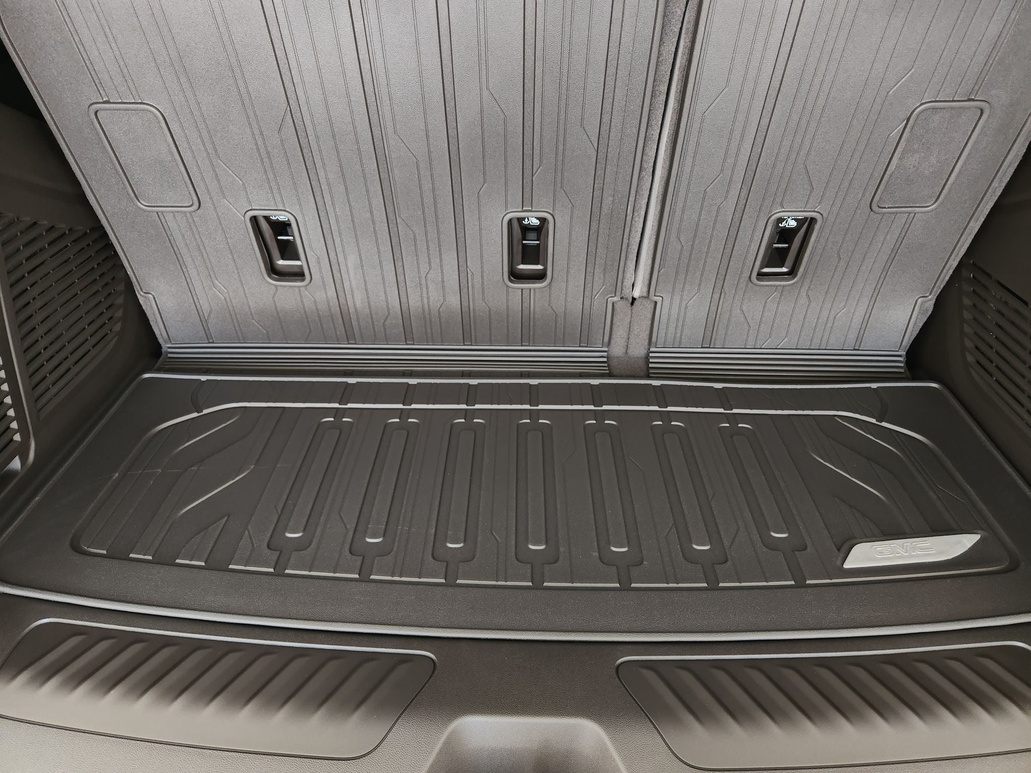 2027 GMC Yukon Elevation