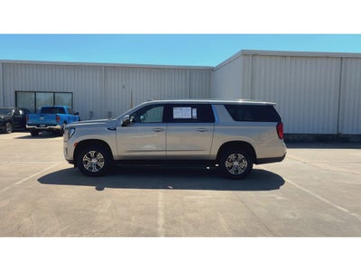2023 GMC Yukon XL SLE
