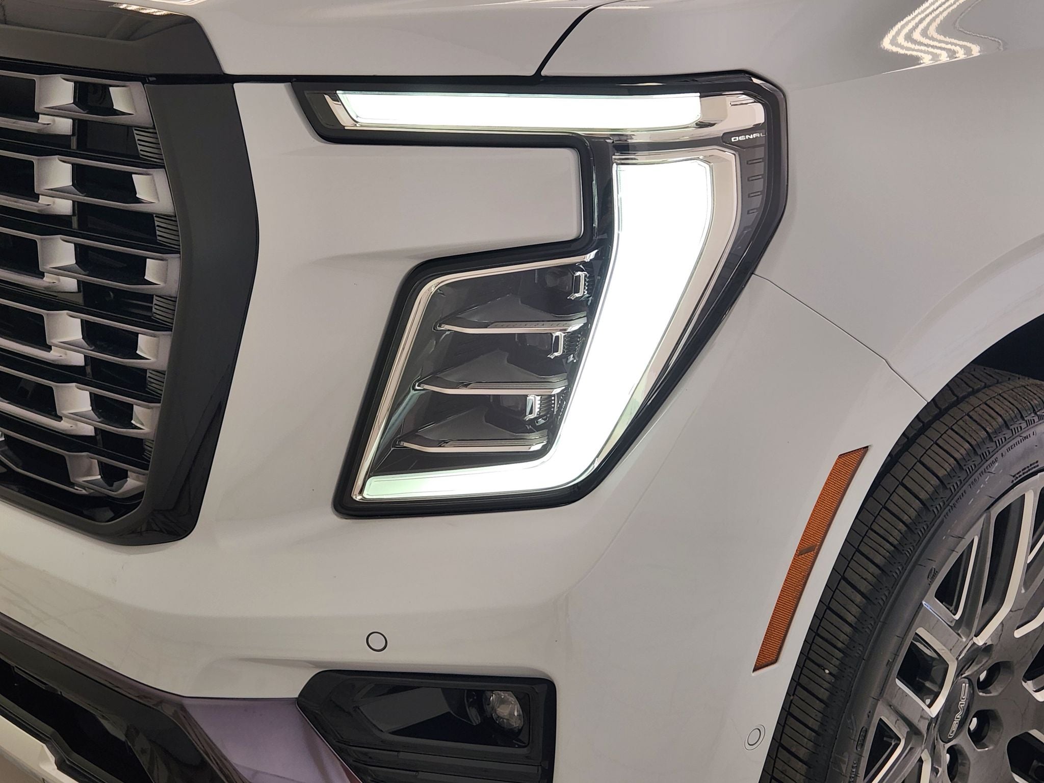 2027 GMC Yukon Denali Ultimate