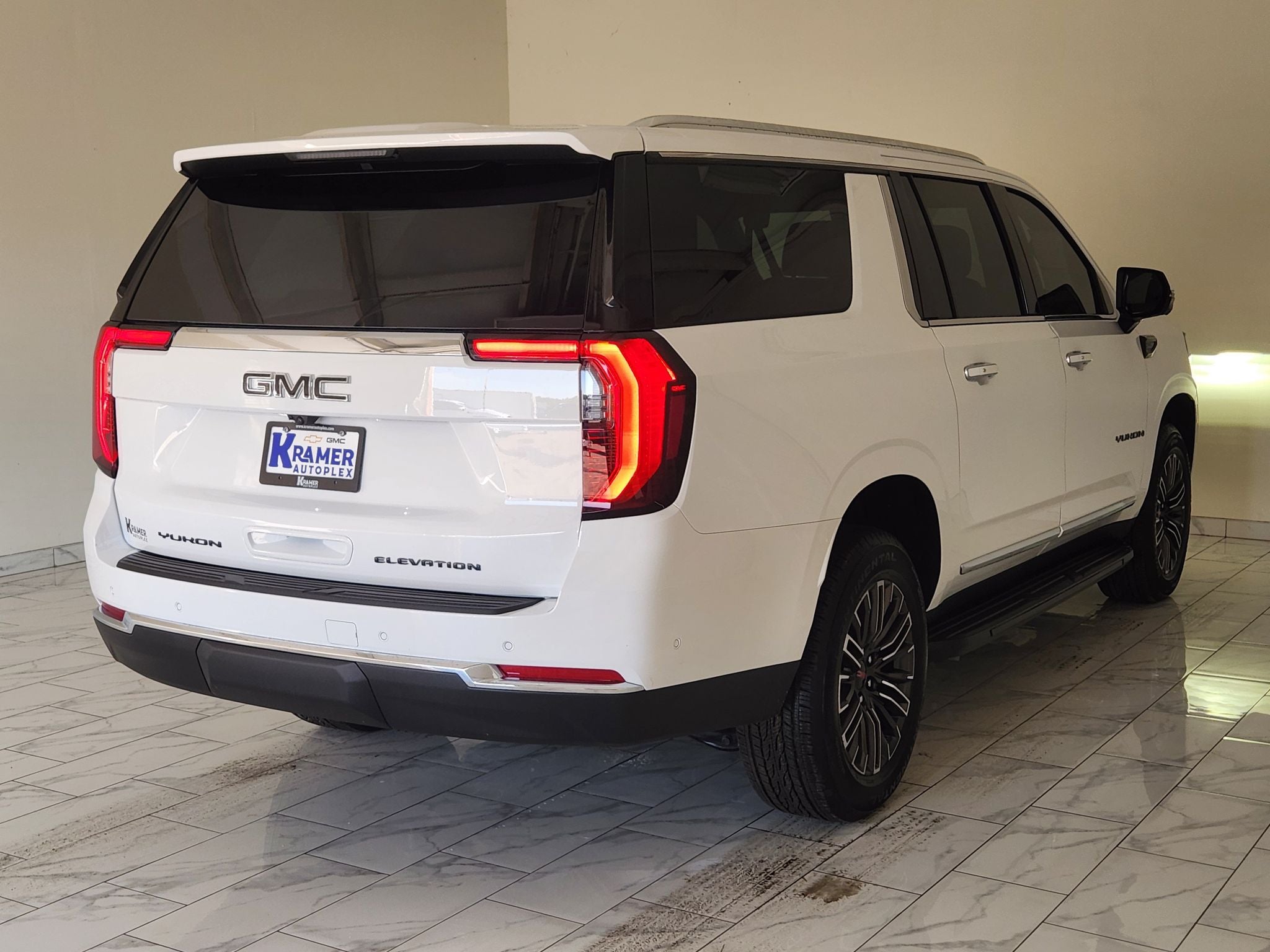 2026 GMC Yukon XL Elevation