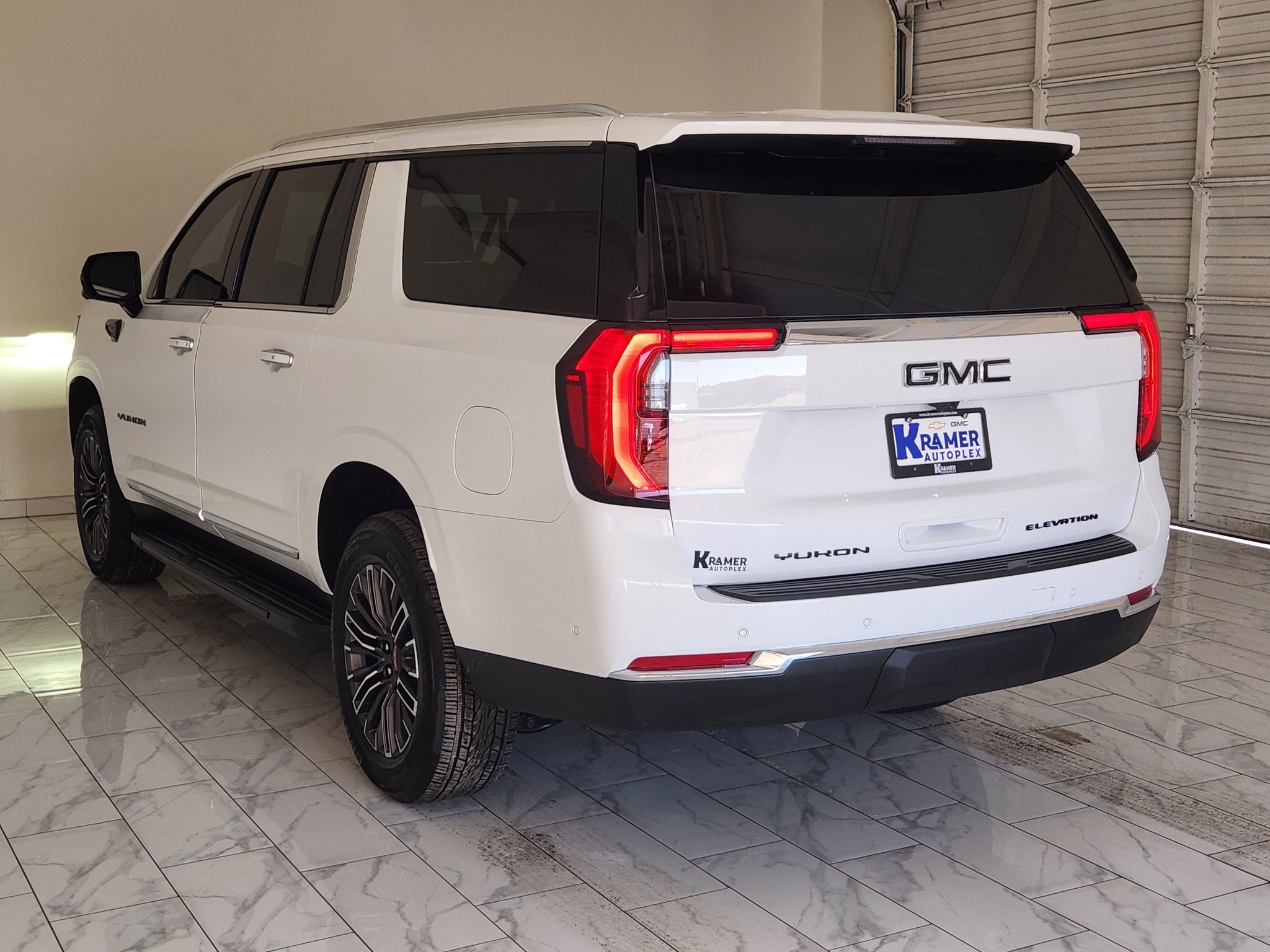 2026 GMC Yukon XL Elevation