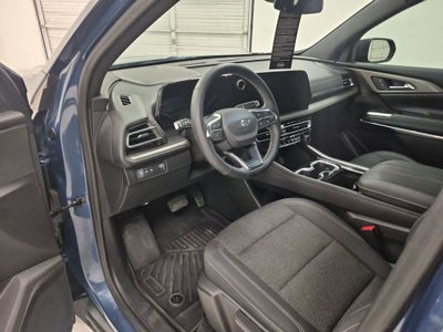 2024 Chevrolet Traverse LS