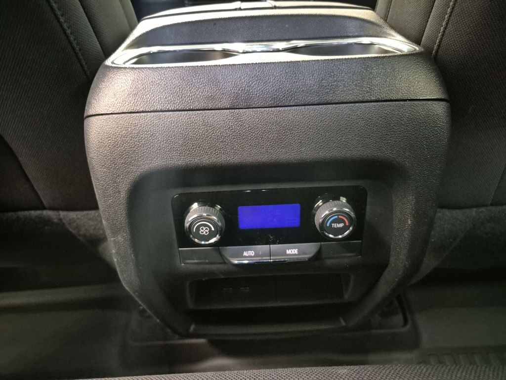 2024 Chevrolet Traverse LS