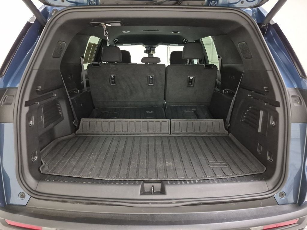 2024 Chevrolet Traverse LS