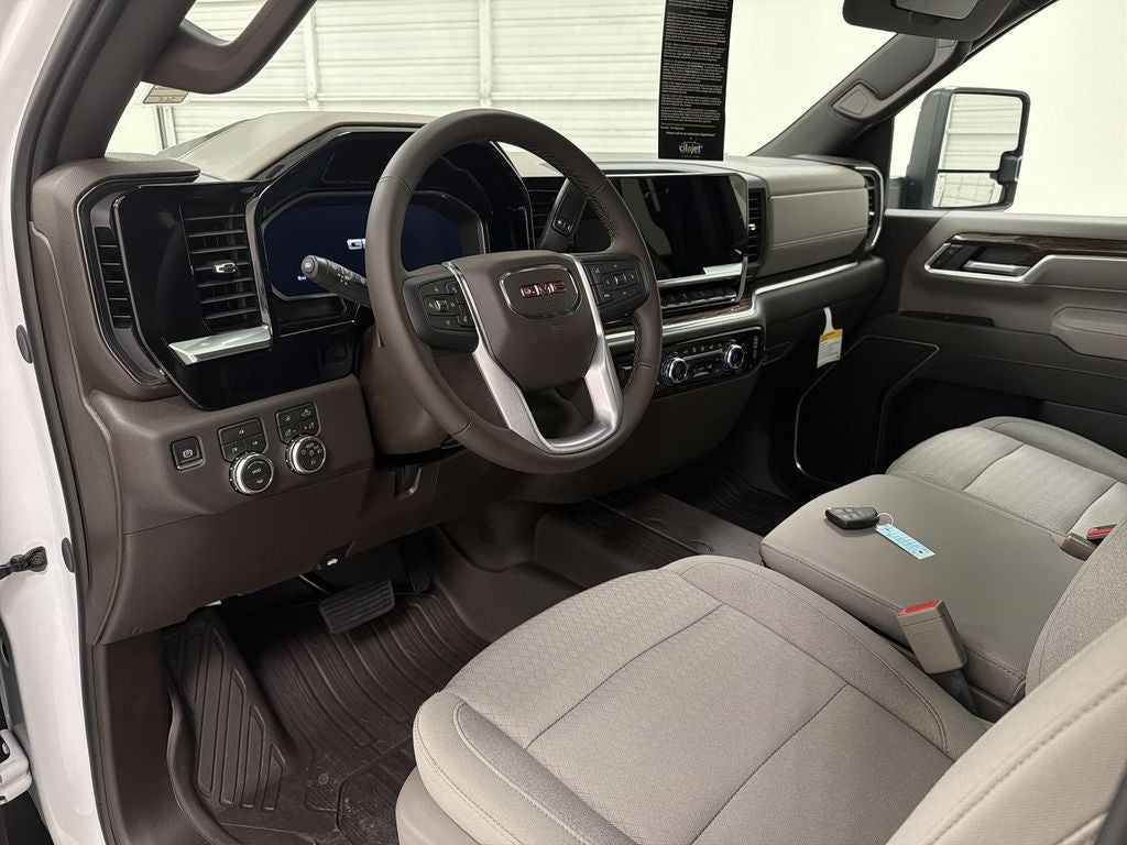 2026 GMC Sierra 2500 HD SLE