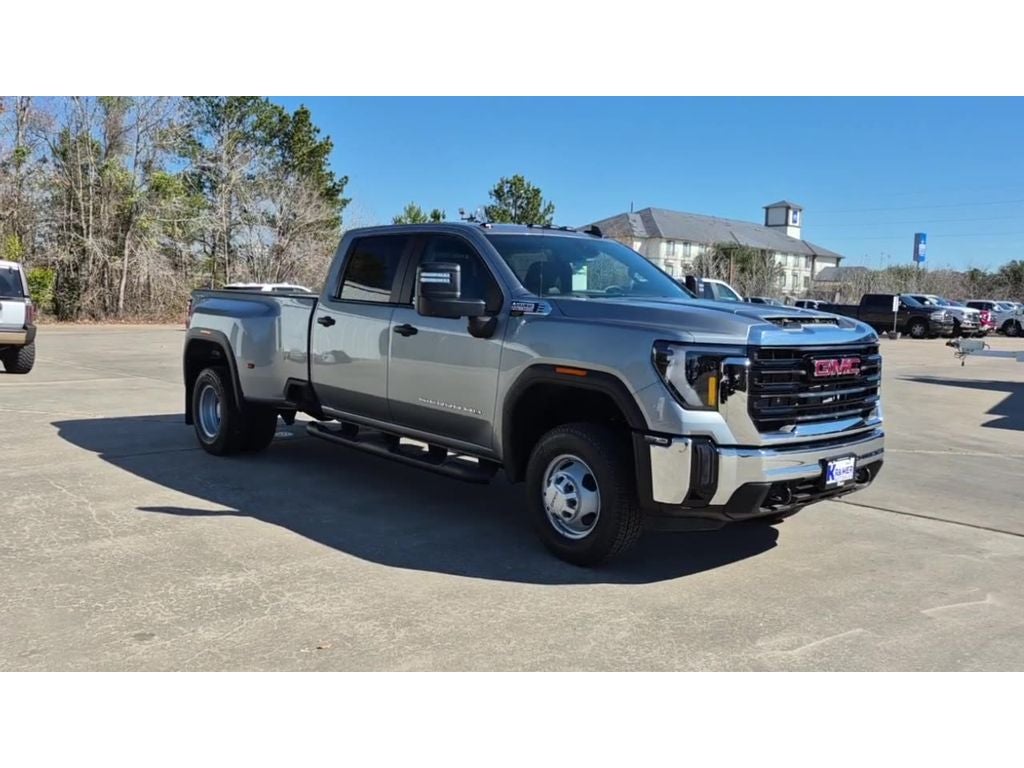 2026 GMC Sierra 3500 HD Pro DRW