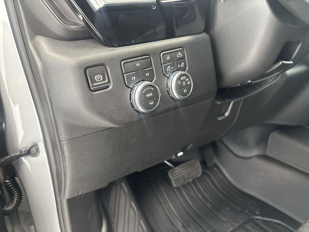 2026 GMC Sierra 3500 HD SLE DRW