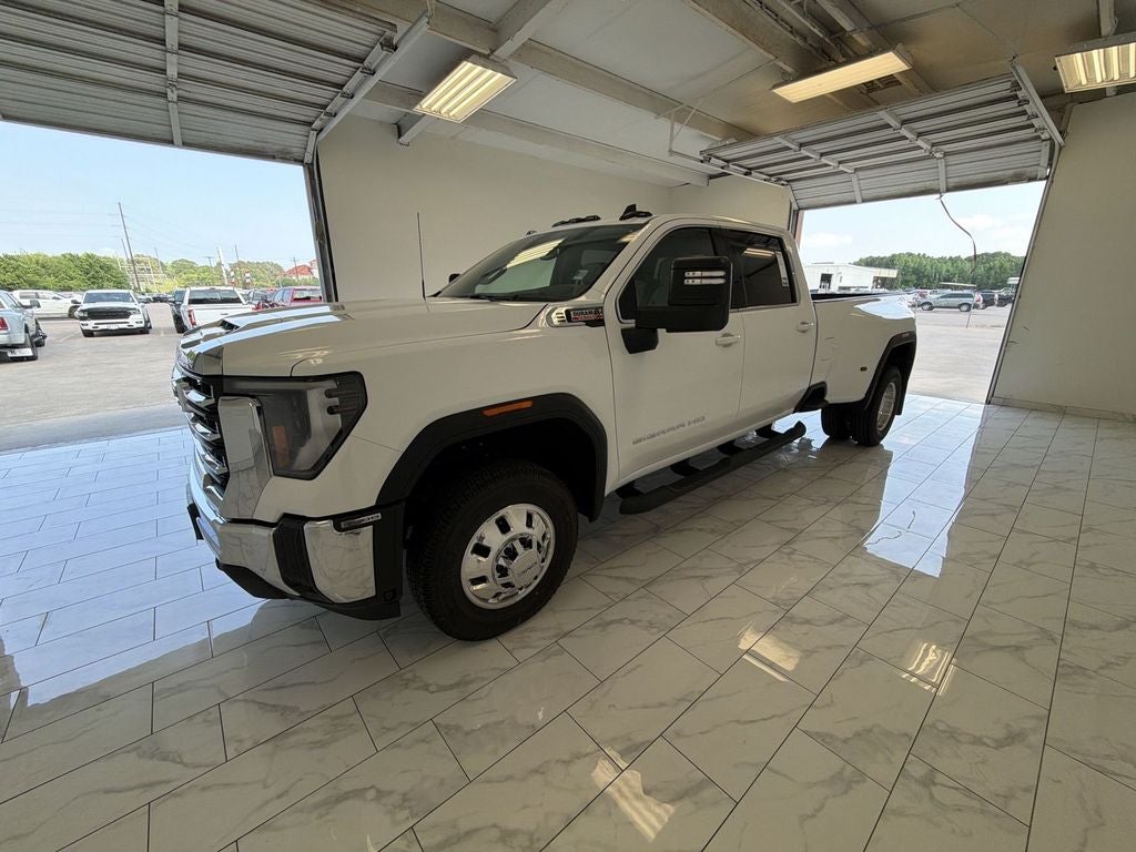 2026 GMC Sierra 3500 HD SLE DRW