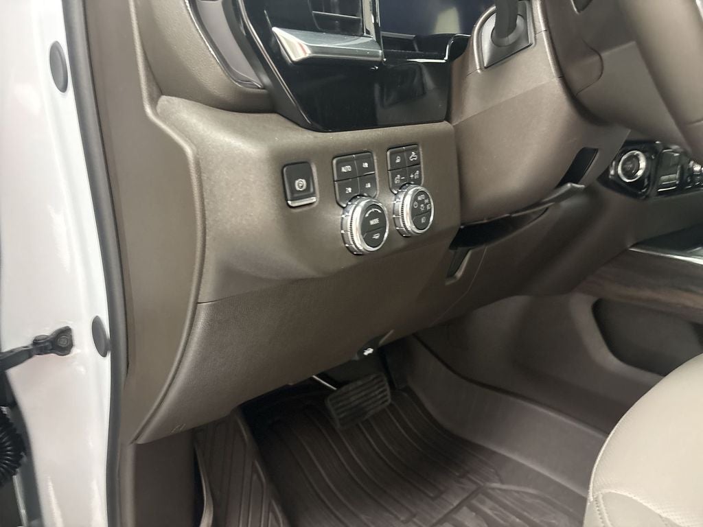 2026 GMC Sierra 3500 HD SLT DRW