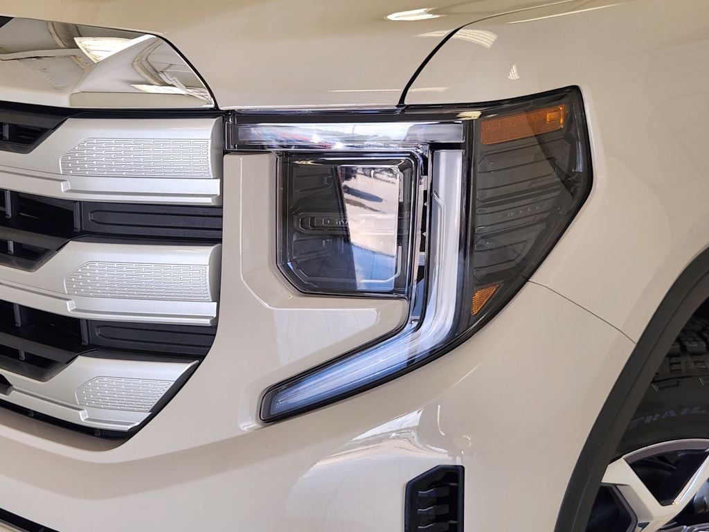 2026 GMC Sierra 1500 SLE - Photo 10