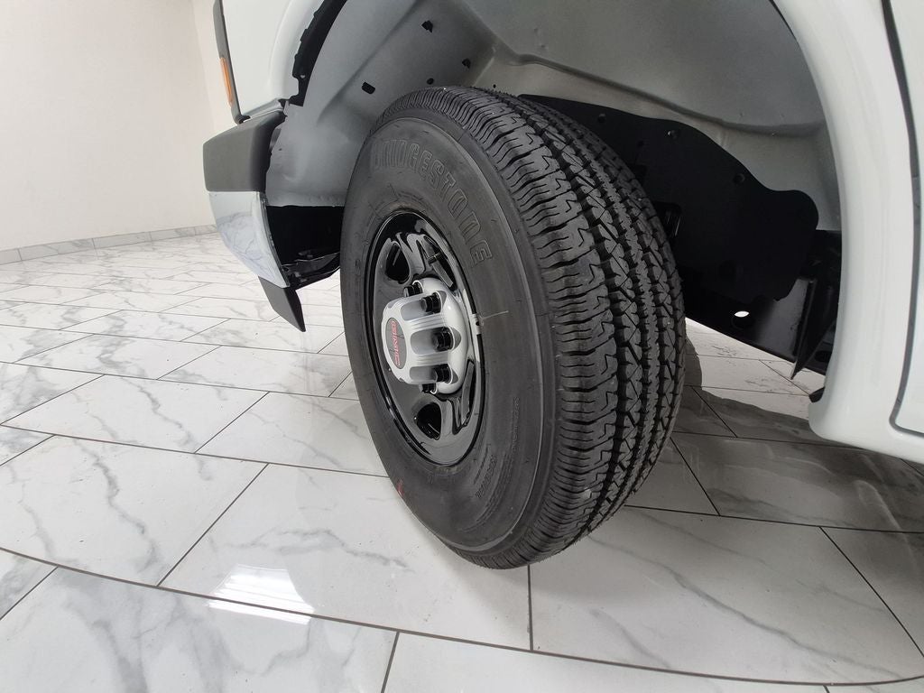 2025 GMC Savana Cargo 2500 Work Van