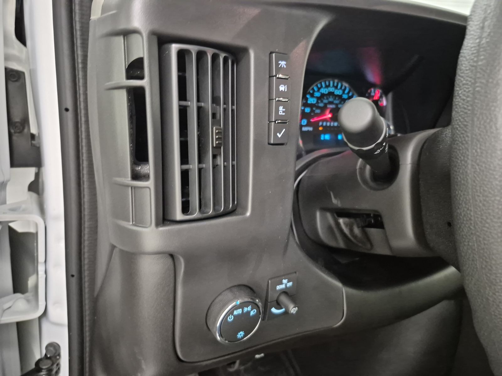 2025 GMC Savana Cargo 2500 Work Van