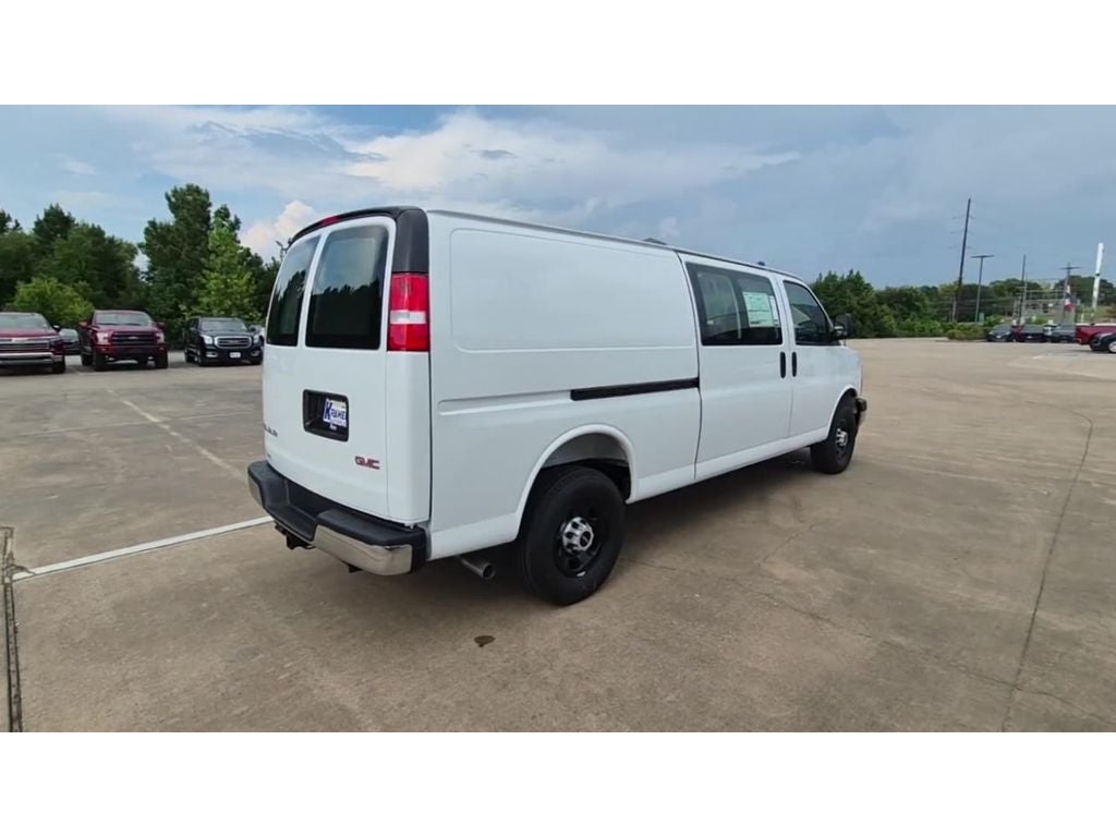 2025 GMC Savana Cargo 2500 Work Van