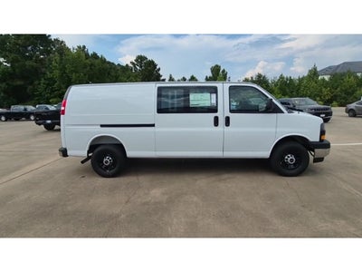 2025 GMC Savana Cargo 2500 Work Van